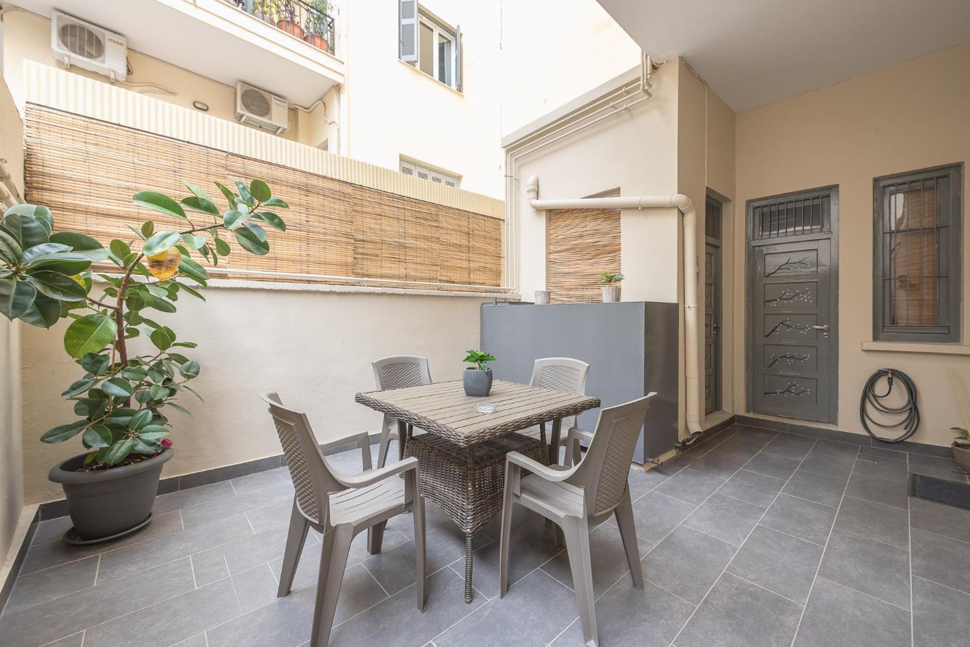 شقة Peaceful And Comfy 2Ba In Athens Heart المظهر الخارجي الصورة